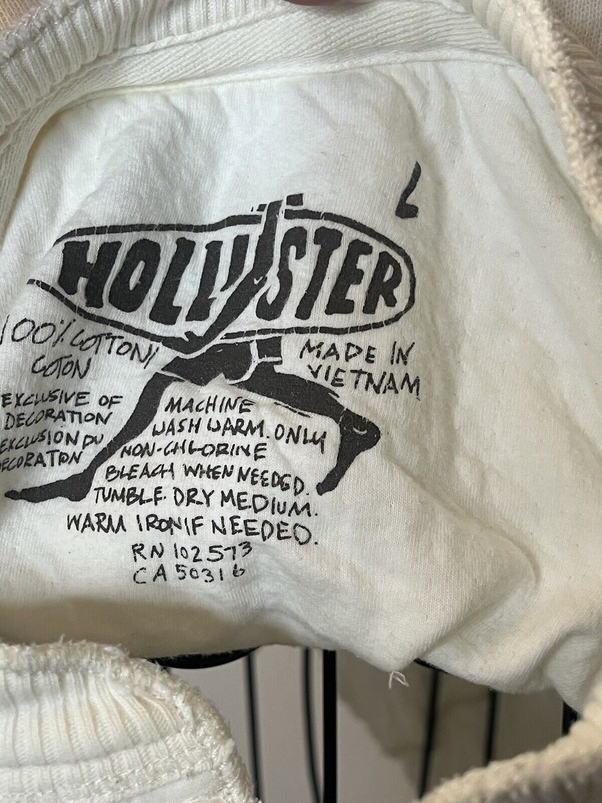 HOLLISTER LONG SLEEVE White SHIRT Size Large