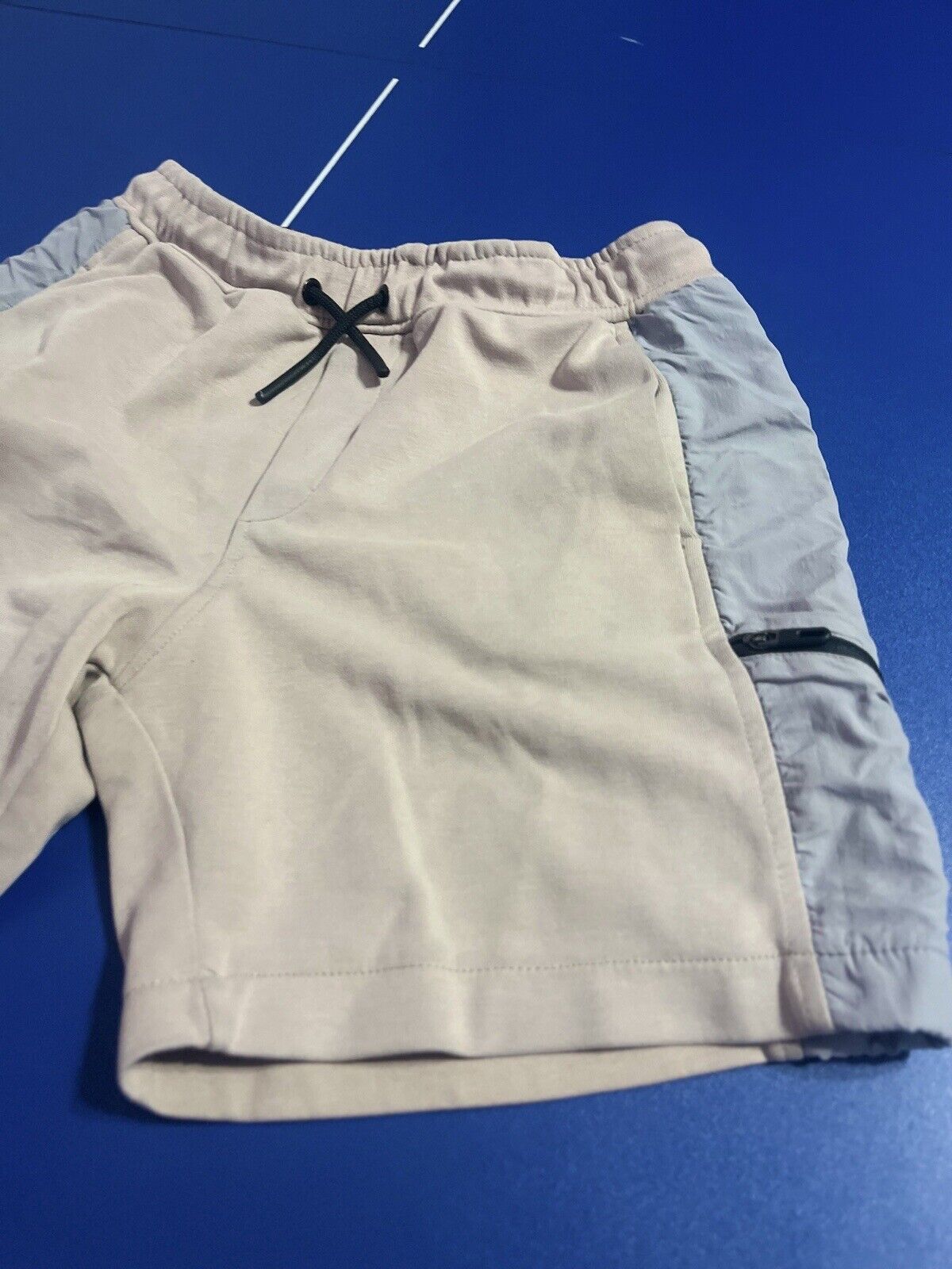 Zara Size 10 Shorts, Girls Comfortable Elastic Sweat-shorts, Beige Color, Rare