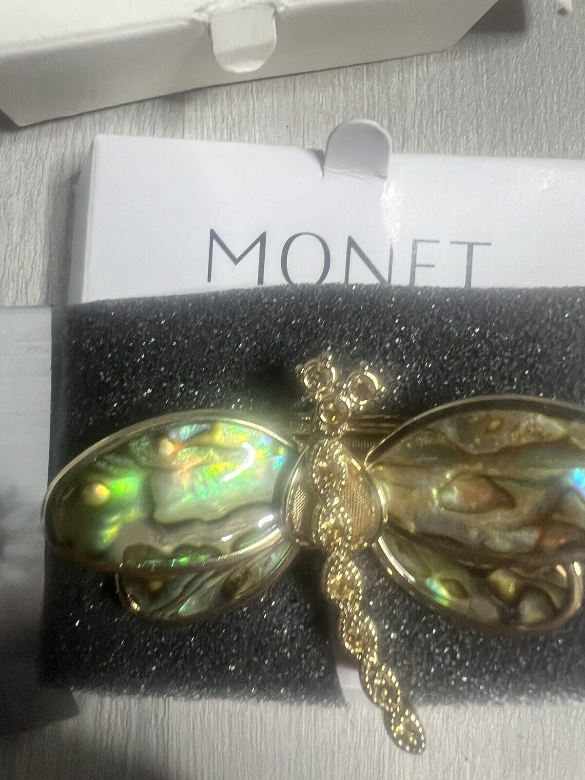 (3)Liz Claiborne Pin Brooch (1)Ali Khan (1)Monet And A Bunch Of Different Ones