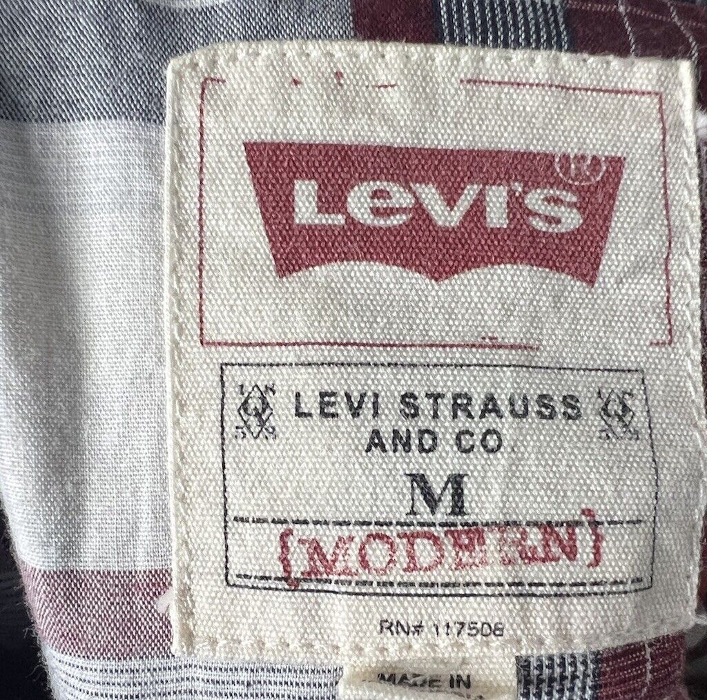 Levis Button up Shirt Mens Size Medium