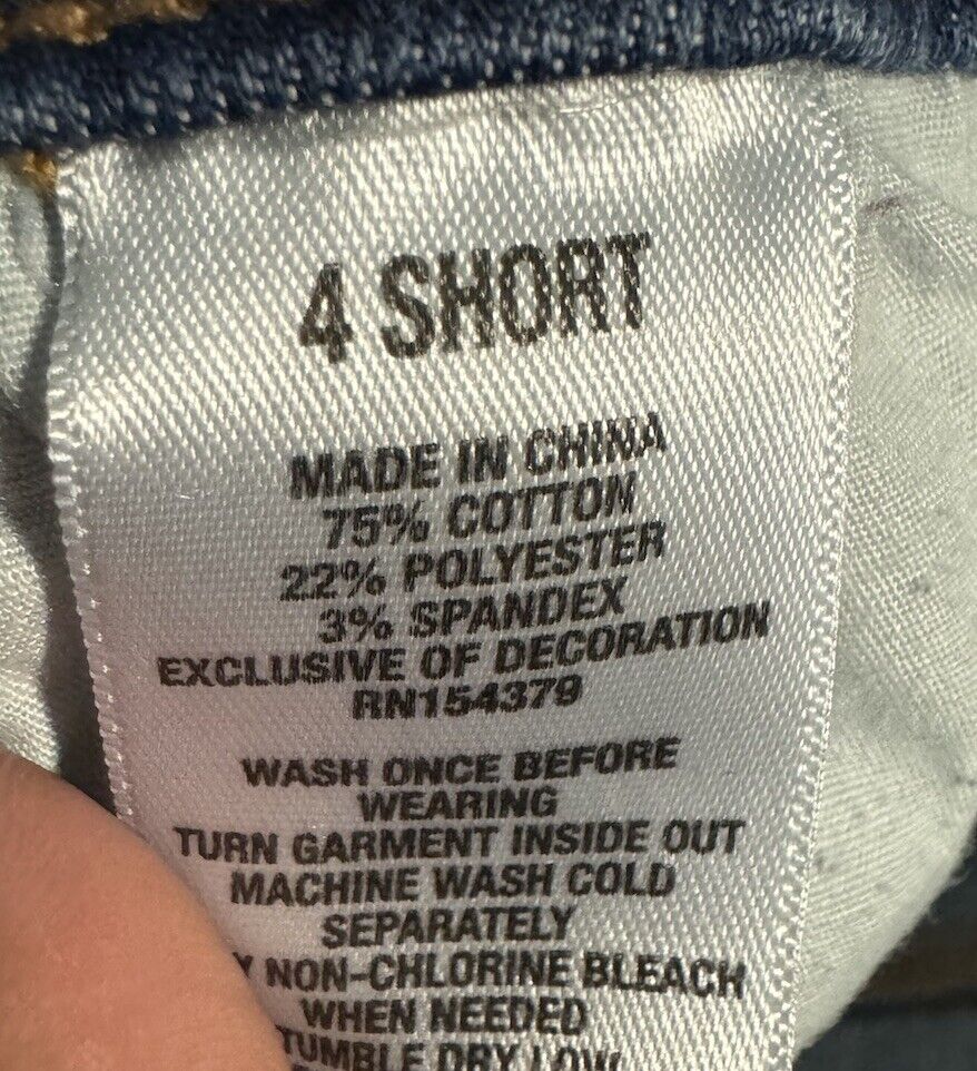 Aero Women's Size 4 Short Blue Skinny Fit Low Rise Dark Wash Stretch Denim Jeans
