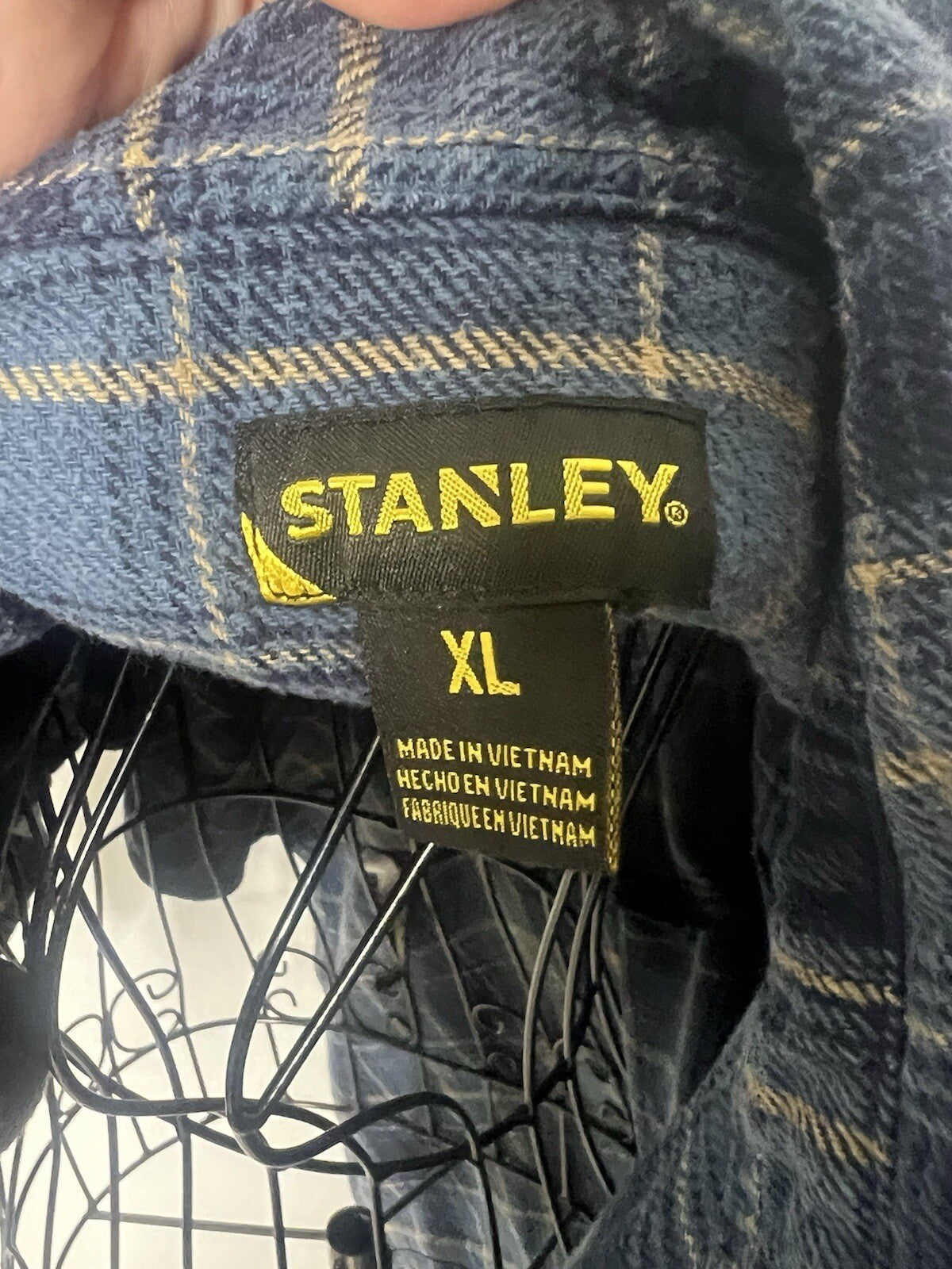 Stanley Flannel Shirt Mens XL Blue Plaid Long Sleeve Button, Minimal Damage