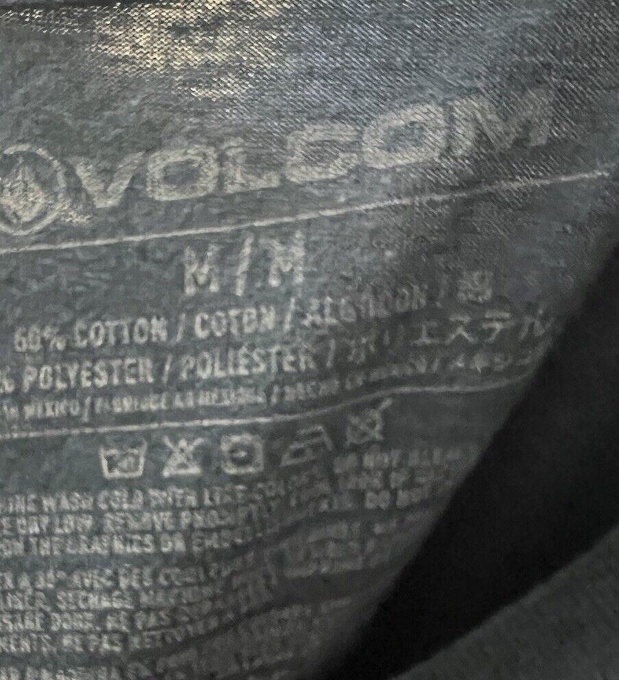 Men’s Volcom Short Sleeve T-Shirt Size Medium