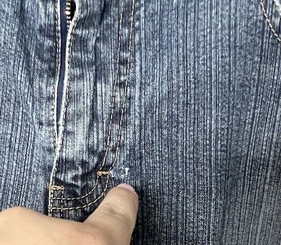 Men's Kenneth Cole Jeans 38/32 Wear And Tear Good For Work Make Offer