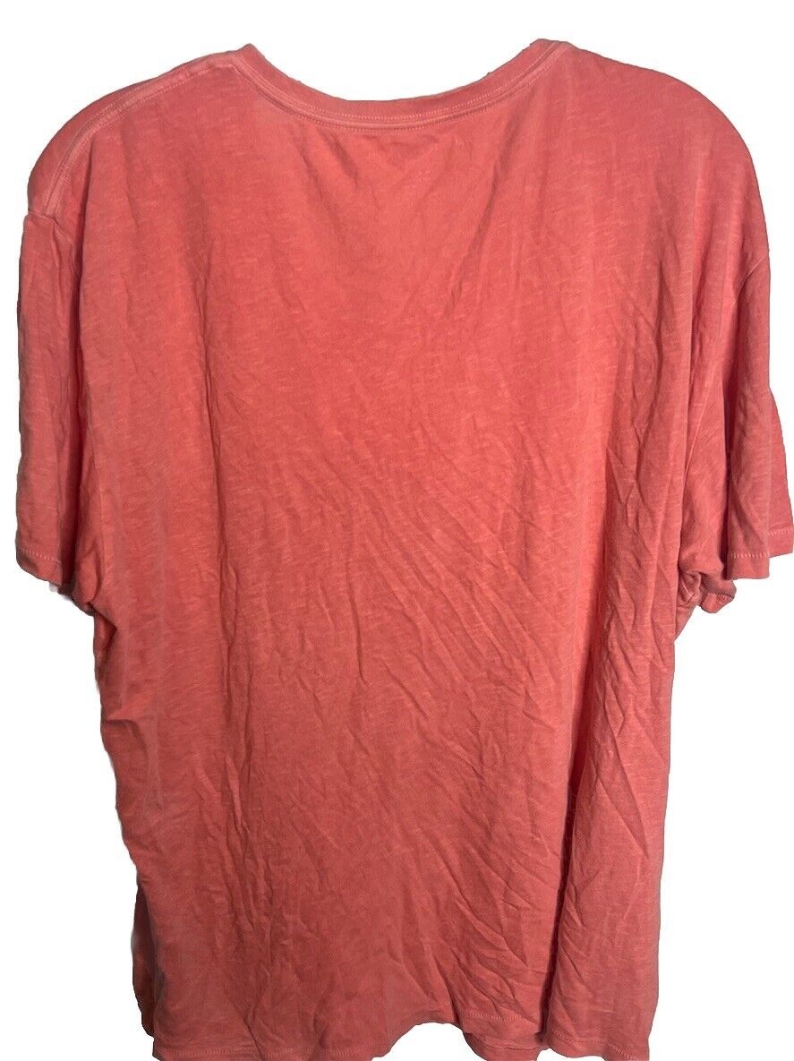 American Eagle Mens T-Shirt American Eagle Short Sleeve V-Neck Size M