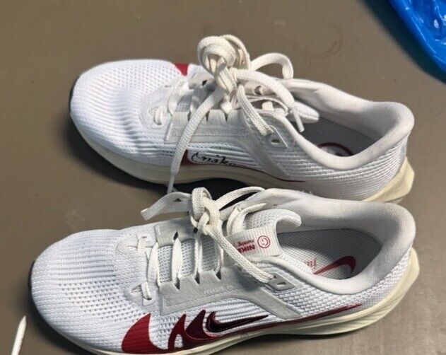 Nike Air Zoom Size 6.5 Running Shoes Iris Whisper Womens Size