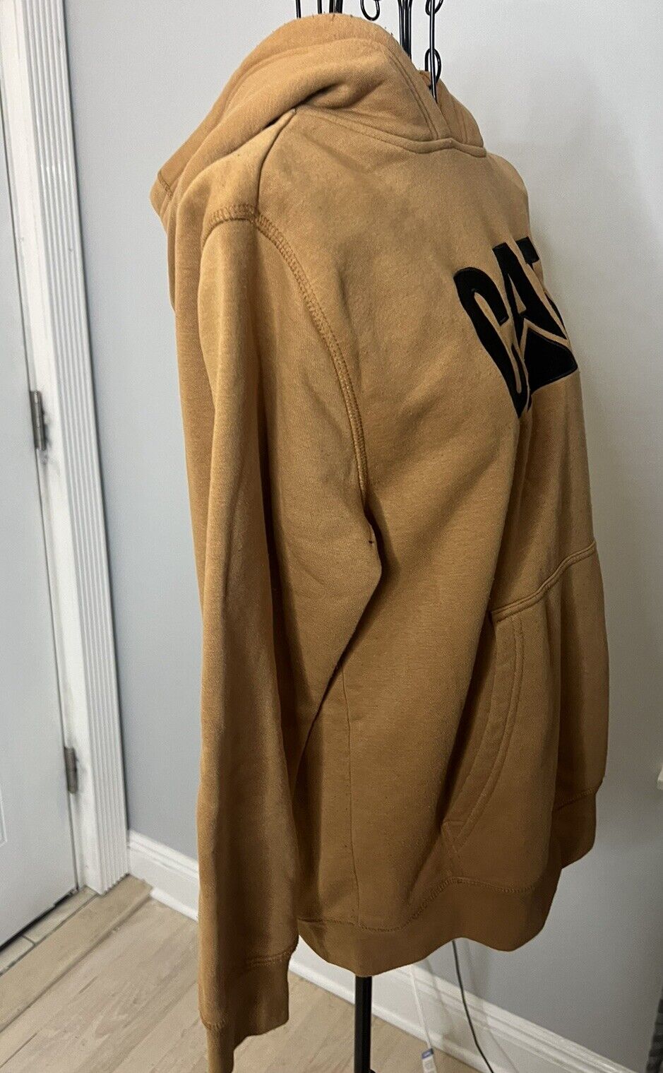 Caterpillar CAT Hoodie Hooded Sweatshirt Caramel Embroidered Youth Size L 14/16