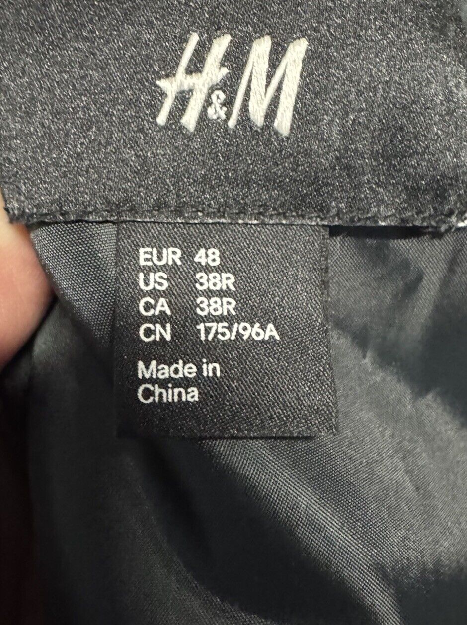 H&M Men’s  Waistcoat Vest Size 38R