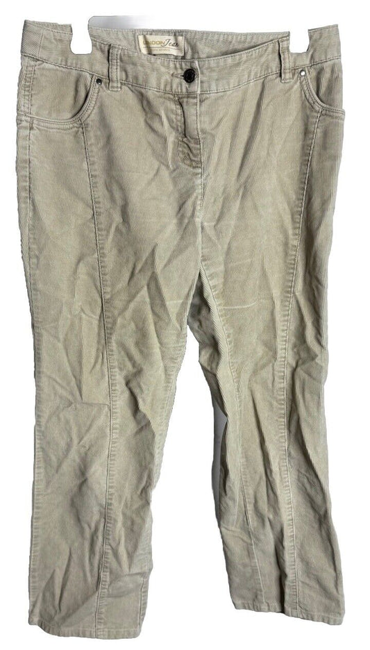 London Jean Stretch Tapered Leg Women's Size 6