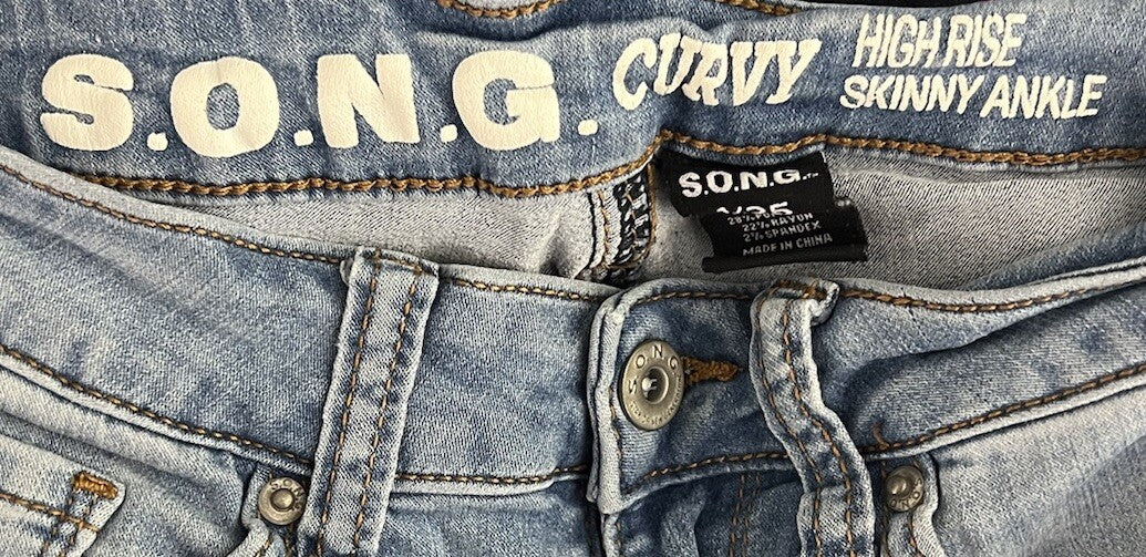 S.O.N.G. Jeans Size 1/25 Blue Curvy High Rise Skinny Ankle/ Some Wear And Tear