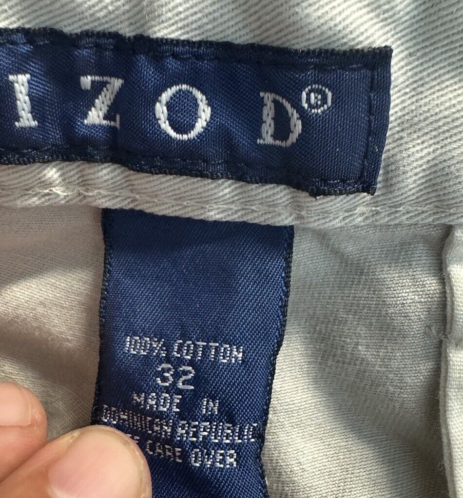 IZOD Mens Saltwater Stretch Shorts Soft Relaxed 9.5 Inch Chino Shorts 32