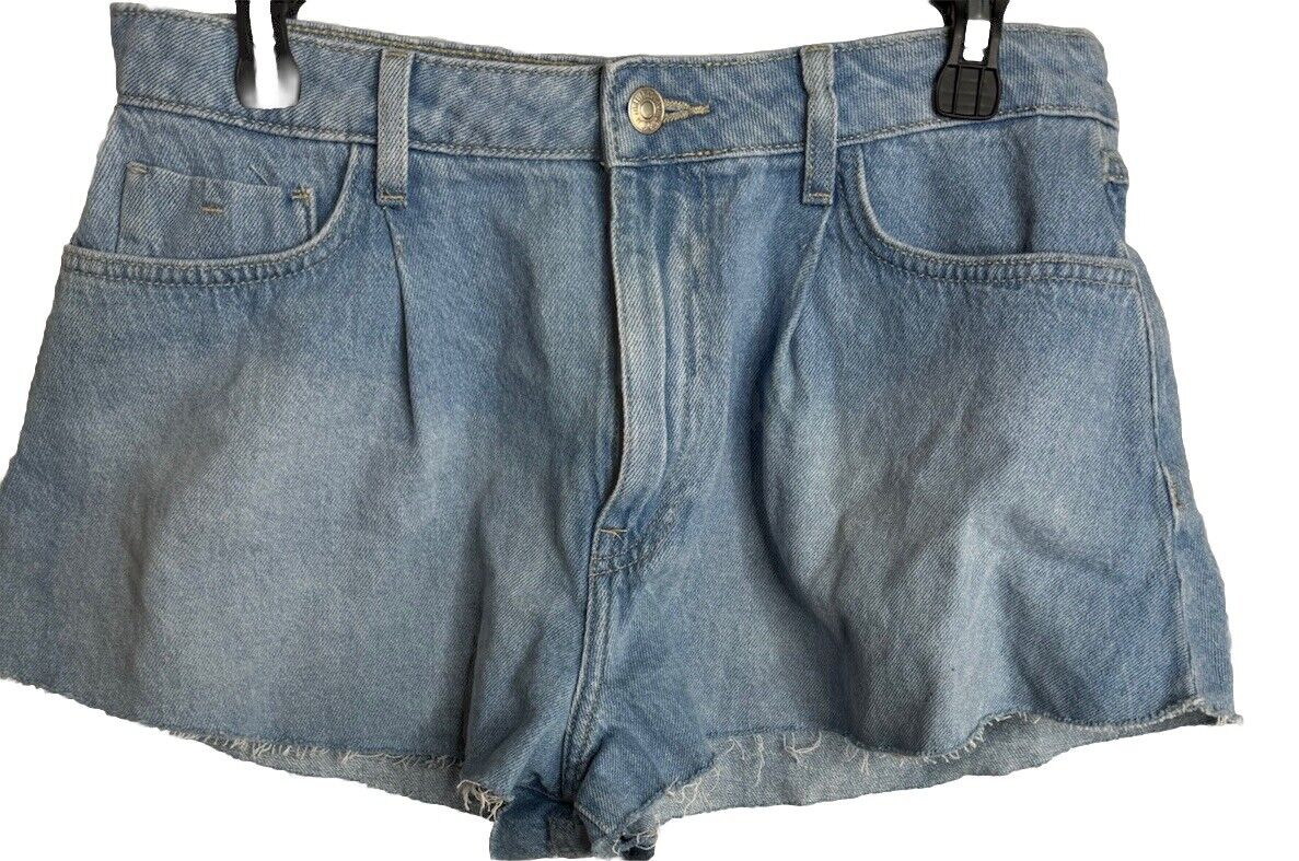 Forever 21 Jeans Womens Size 30 Shorts Blue Stretch Denim Stone Wash Pants