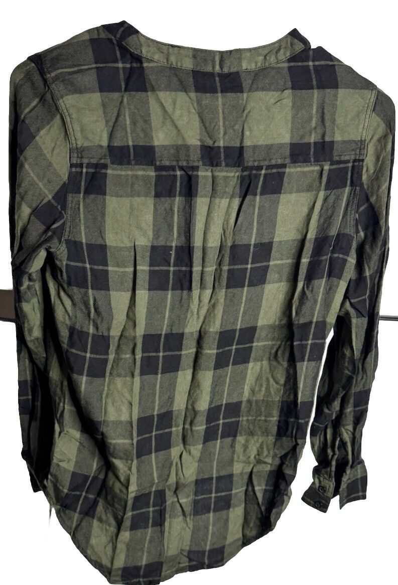 Express Design Studio Womens Shirt Sz XS Long Sleeve