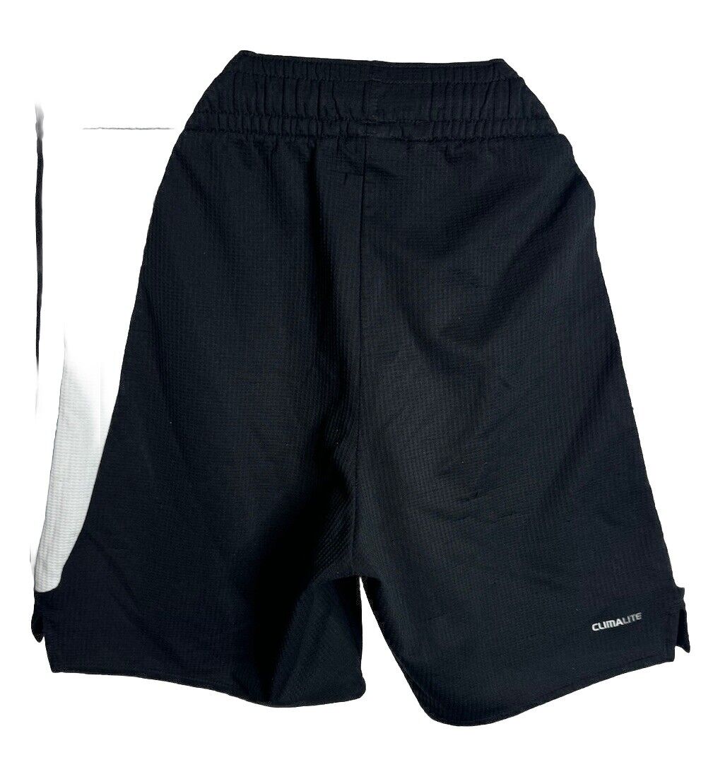 adidas men Own the Run Shorts Medium
