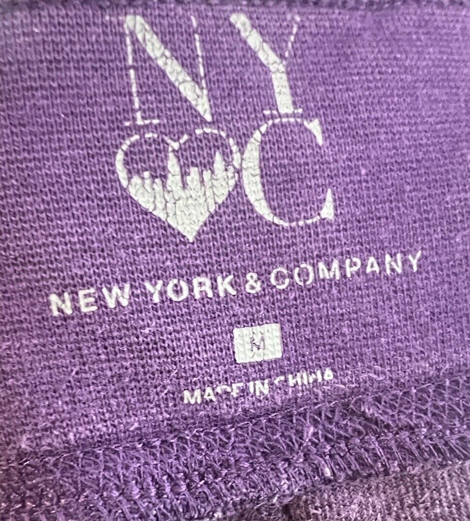 New York and Company stretch pants sz medium w/ drawstring