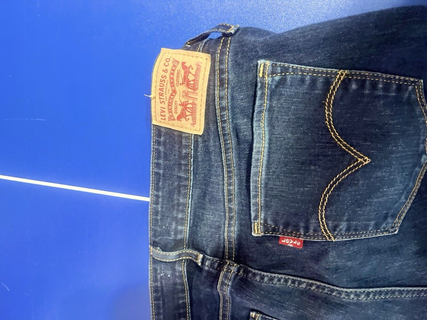 Levi's 711 Skinny Leg Mid Rise 31x30 Denim Jeans Dark Blue