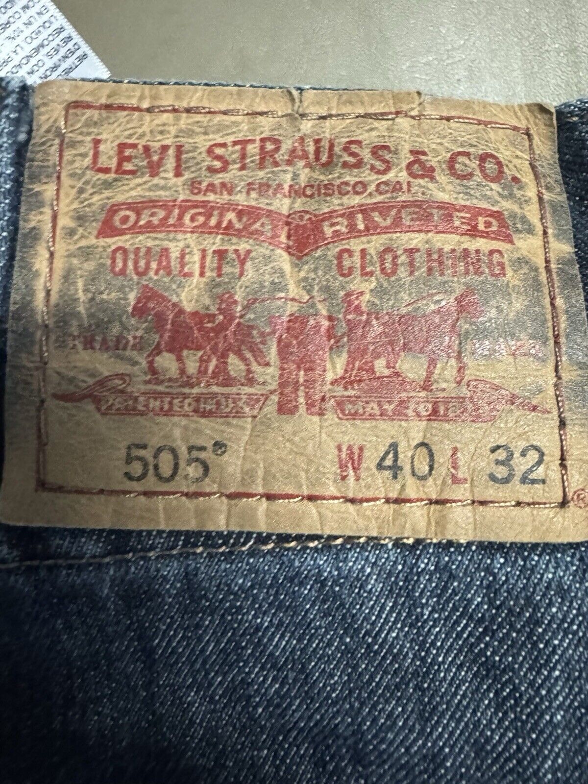 Levis 505 Jeans Mens 40x32 Regular Straight Light Wash Faded Denim