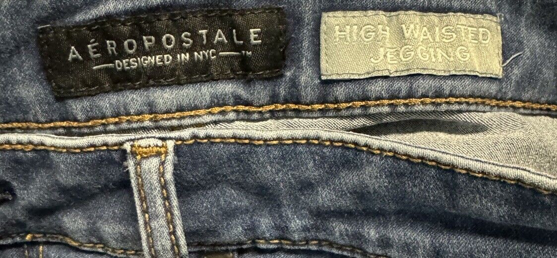 Aeropostale Distressed Jean Shorts Women's Midi Size 12 I