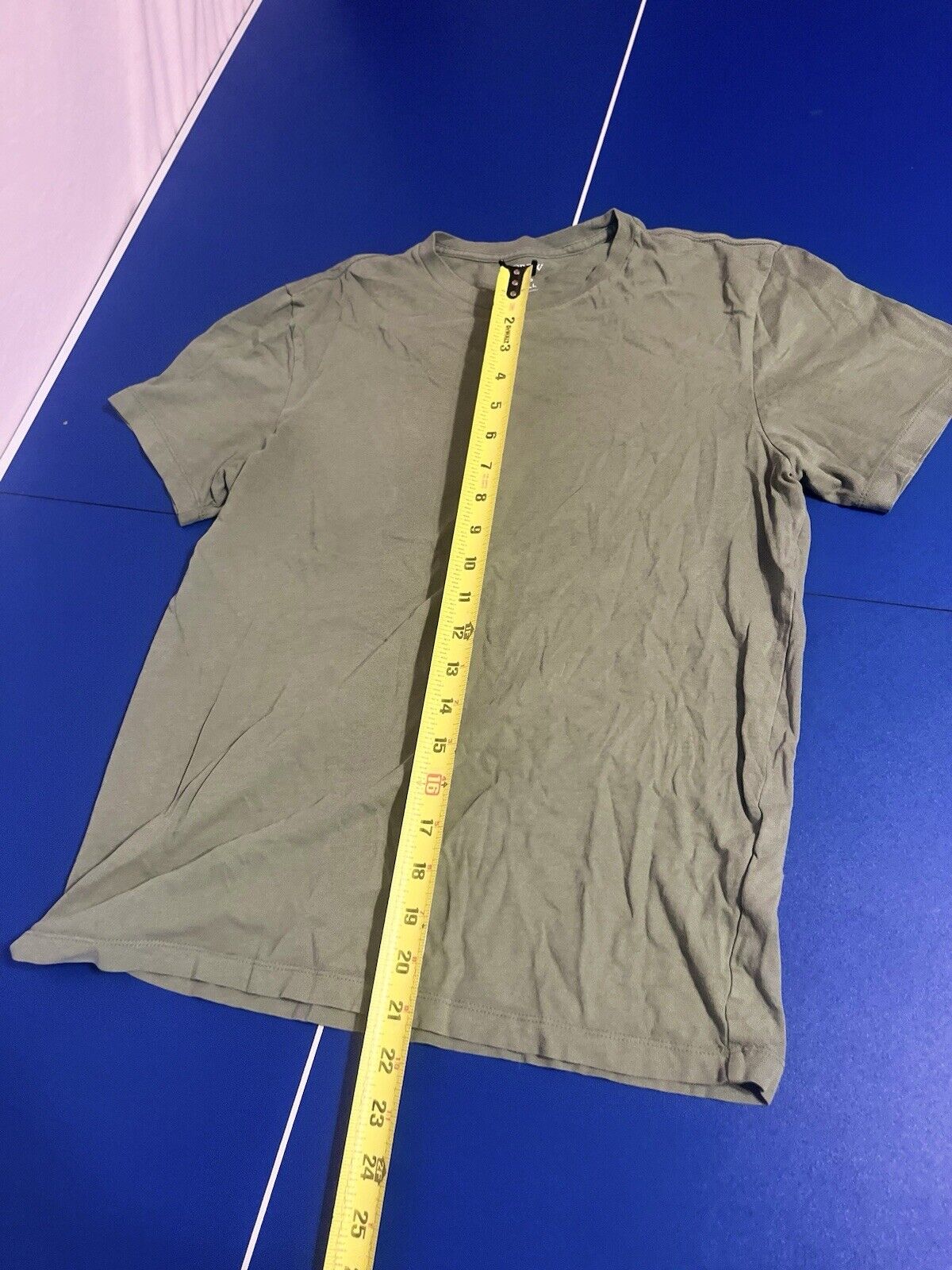 J. Crew Garment Dyed T Shirt Mens Medium S Green Short Sleeve Cotton