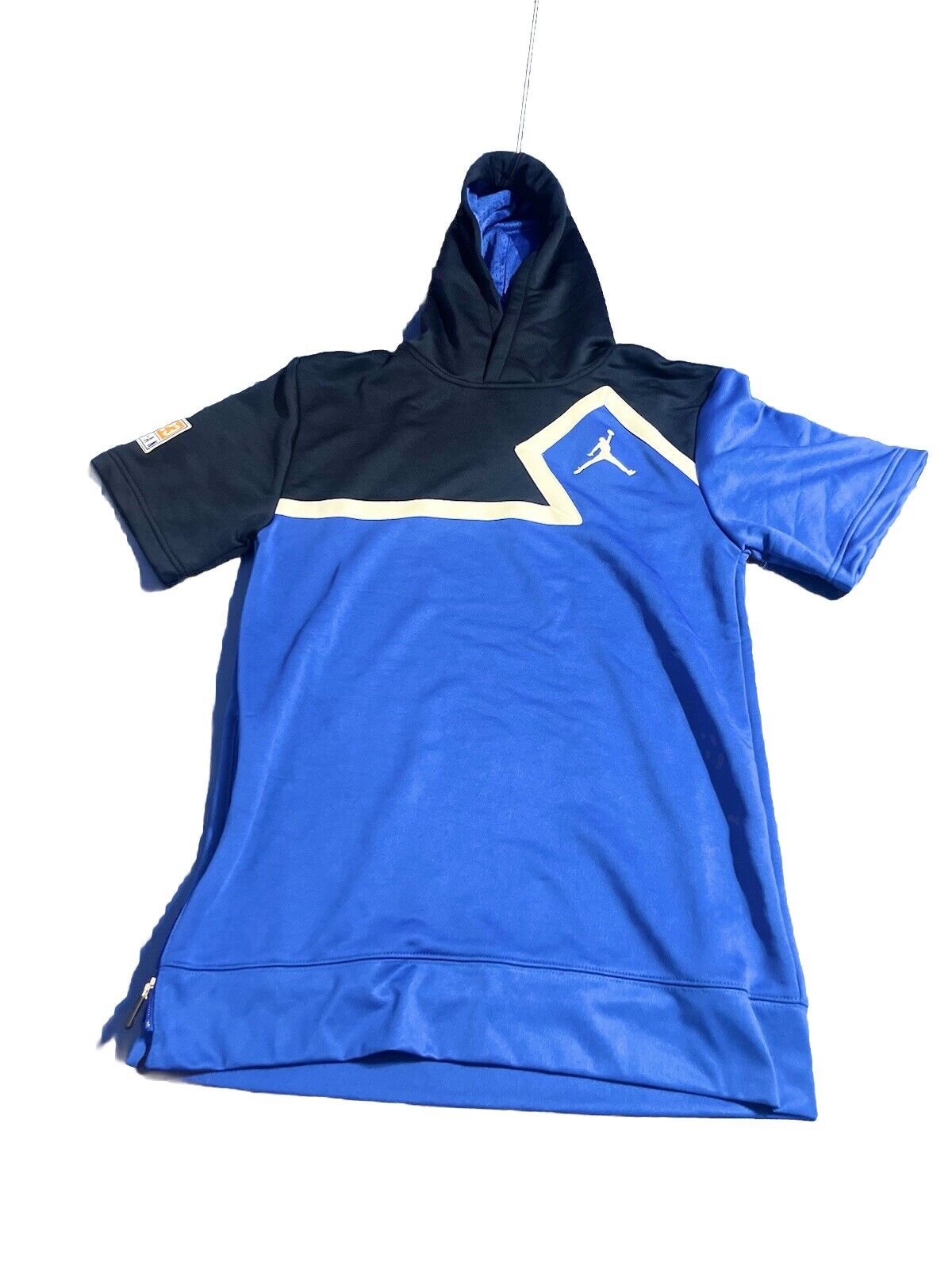 Boy's Youth Nike XL Jordan Hooded Short Sleeve Shirt