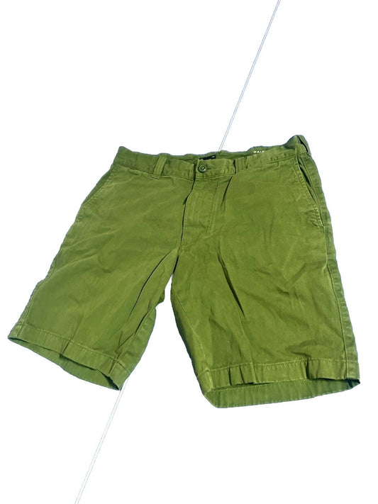 J Crew Broken In Chino Shorts Men 30x9Regular Fit Solid Green Flat Front O28