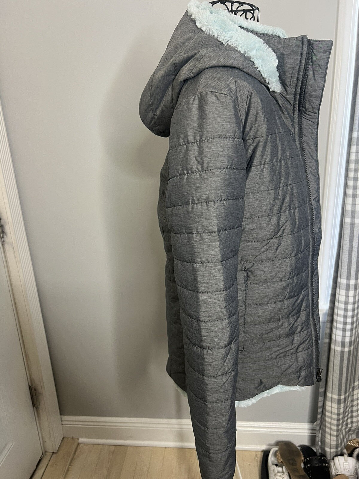 The North Face Dark Gray Jacket Girls Sz Large