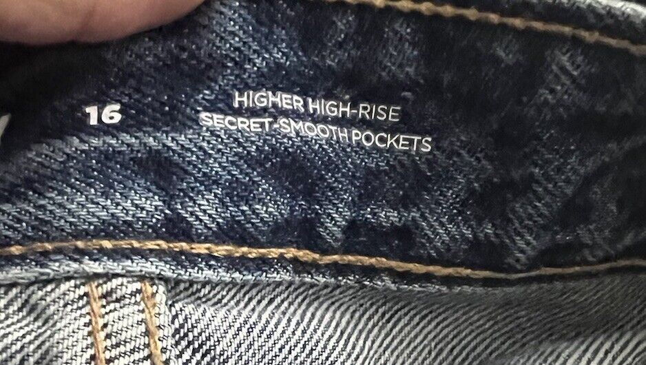Old navy high rise denim skirt size 16