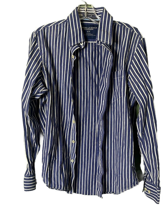 American Eagle Outfitters Button Down S/P
