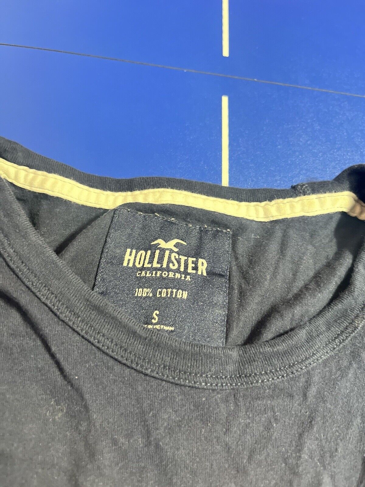 Hollister California T-Shirt Girls Small Black Heather Short Sleeve Crew Neck