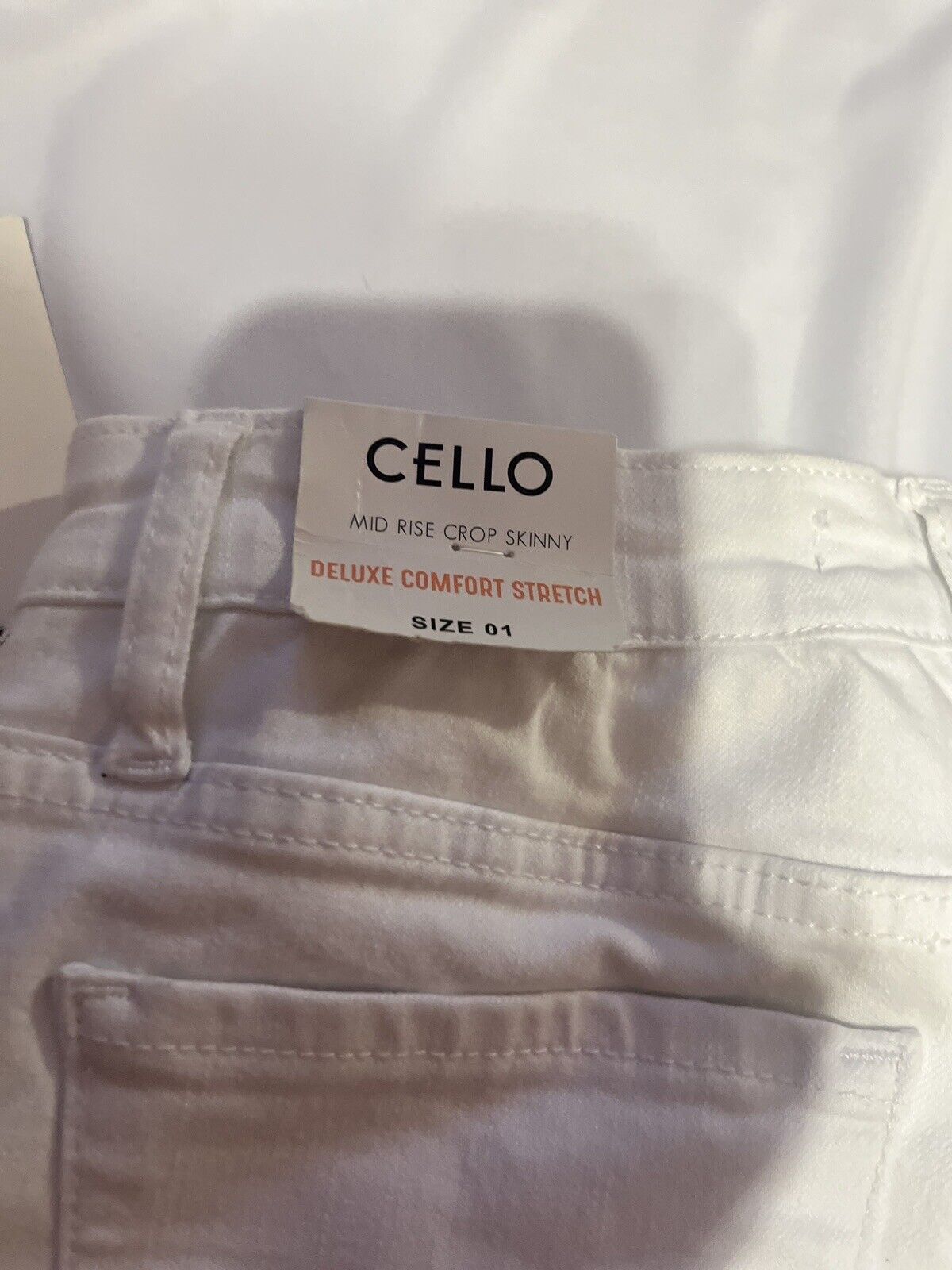 CELLO Jeans, Mid Rise Crop Skinny, Deluxe Comfort stretch, Girls Size 01, White