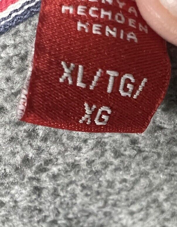 IZOD Sweater Size XL/ Some Wear And Tear Make An Offer