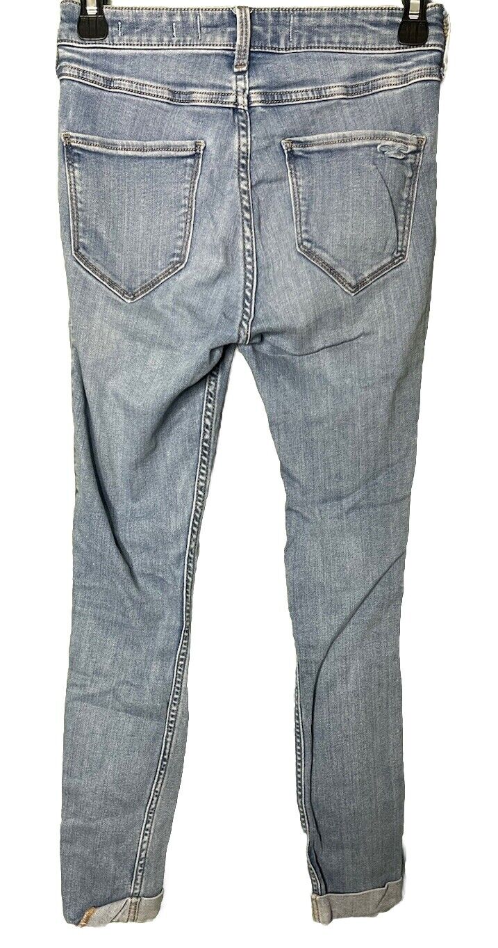 Holister Women's Jeans Size 1 R 25 x 25 Distressed Cut Denim