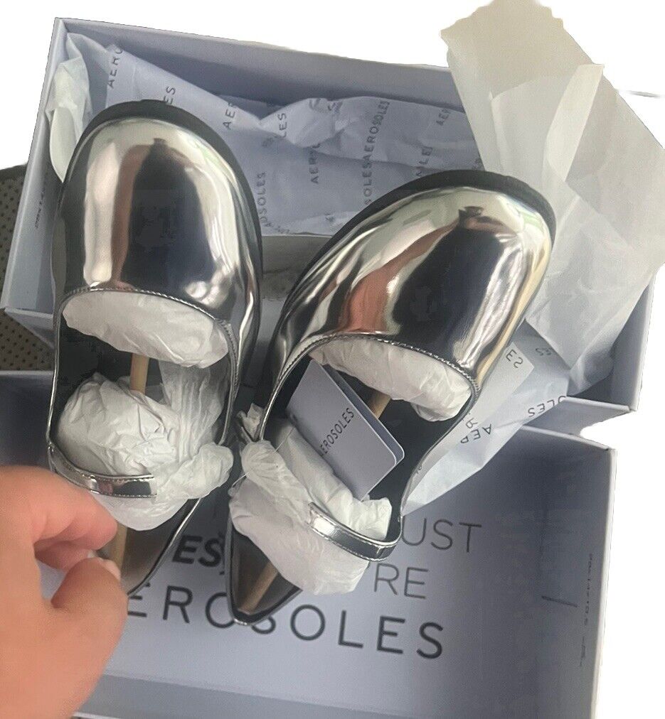 Aerosoles Perry Silver Mirror Metallic PU-888  Size 6.5M NEW MAKE OFFER!!