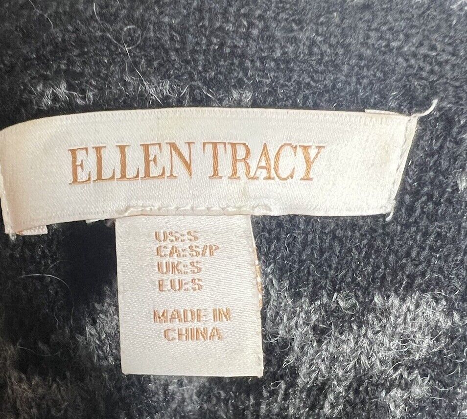 Ellen Tracy Cardigan Sweater Women’s Small One Stain