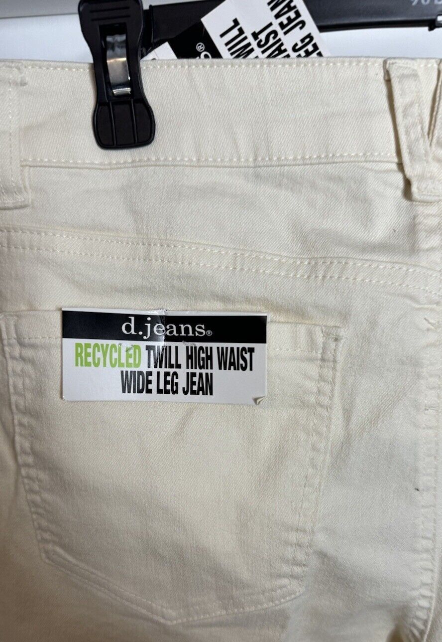 D. Jeans Straight Leg Women's Size 10 Denim Mid Rise 5-Pocket