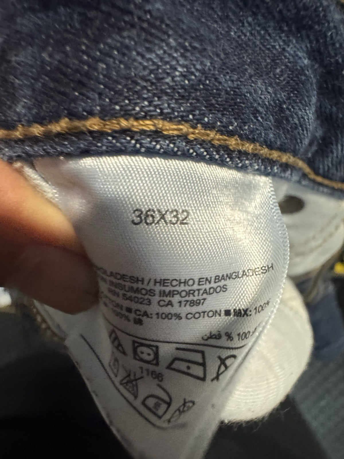 Old Navy Jeans Mens 36 X 32 Regular Fit Straight Leg Dark Wash Blue Denim