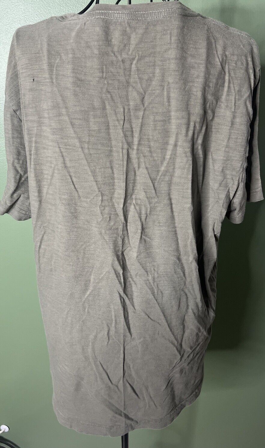 Banana Republic  Green Short Sleeve Cotton Blend T-Shirt Men's L Small 2 Holes
