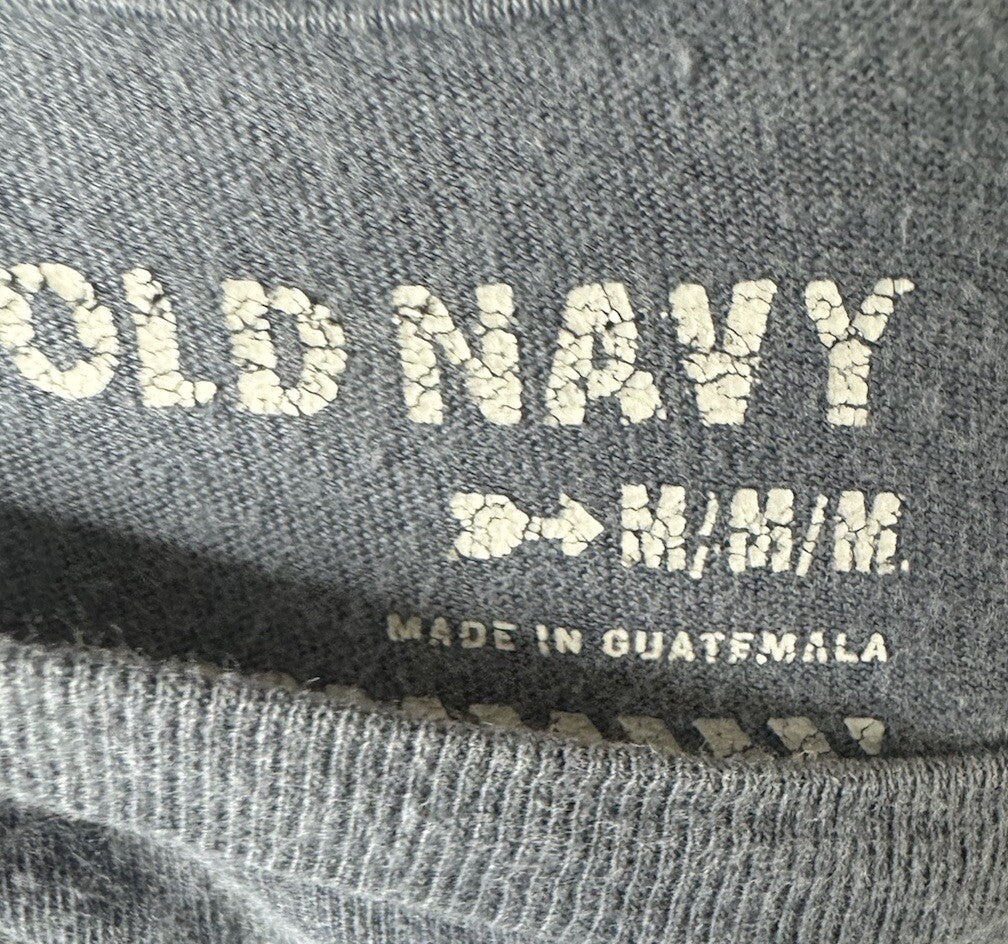 Old Navy Dark Gray Graphics T-shirt Size Medium