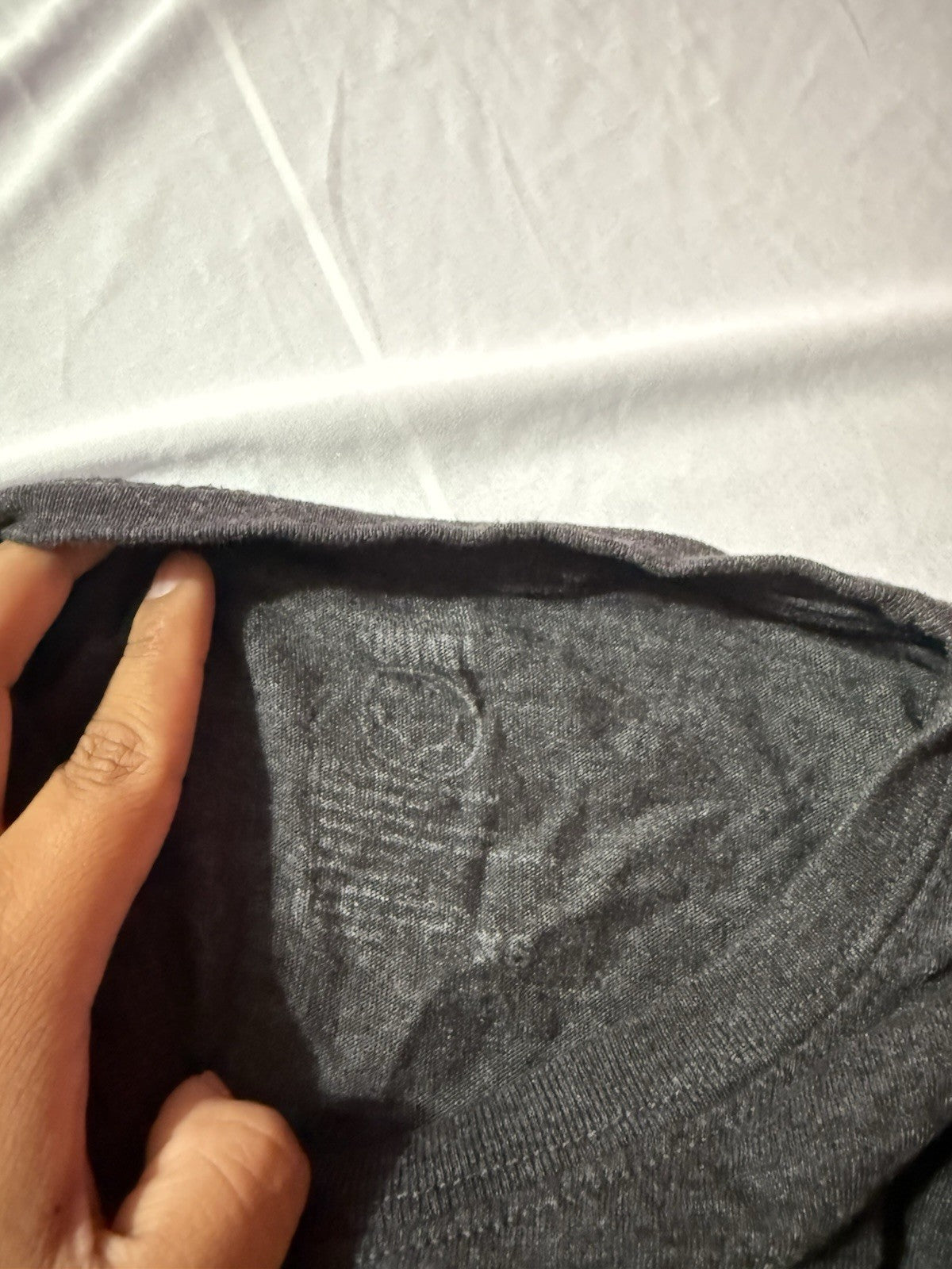 Nirvana Dazed Smile Graphic T-Shirt Men’s Size XS Charcoal Gray