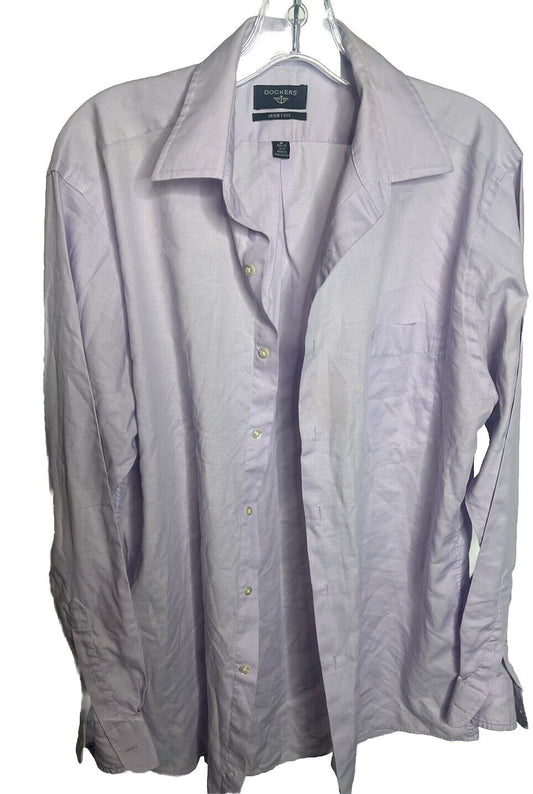 Dockers mens button down microfiber blend dress shirt. 15-15.5 34-35.