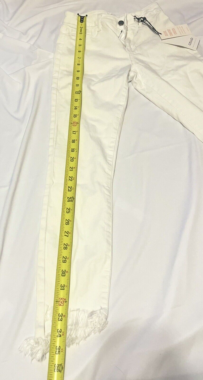 CELLO Jeans, Mid Rise Crop Skinny, Deluxe Comfort stretch, Girls Size 01, White