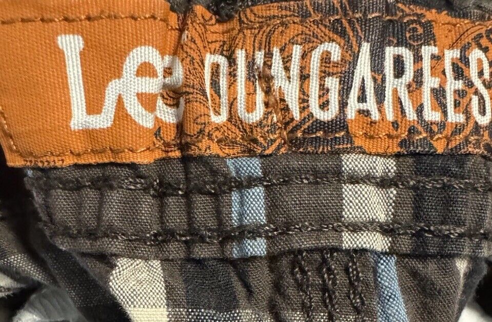 Lee Dungarees Women 14 husky Cargo Shorts Outdoor Plaid Hiking Shorts Golf