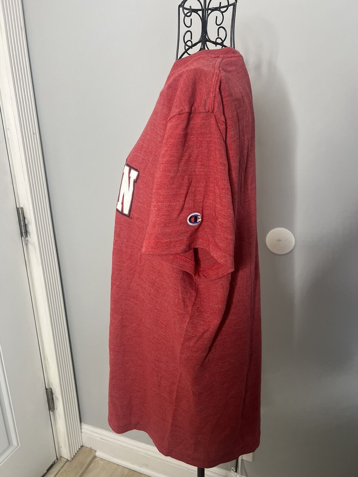 Wisconsin Badgers T Shirt Mens Size L Red NCAA