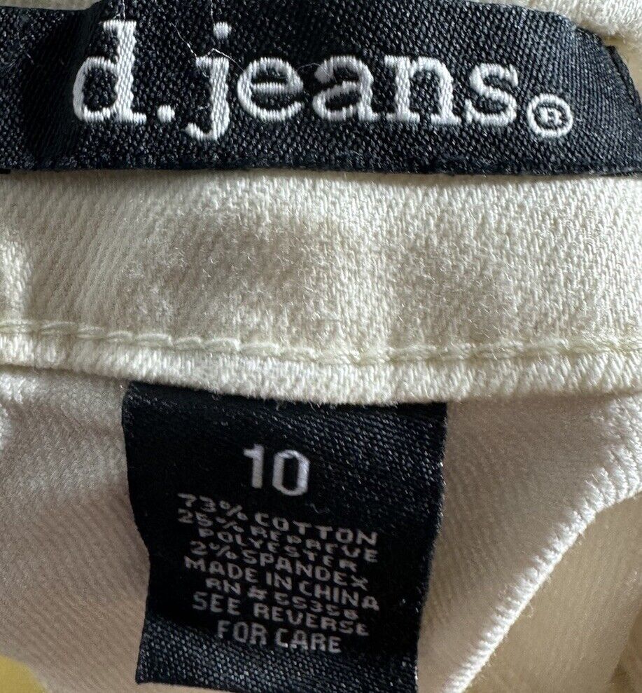 D. Jeans Straight Leg Women's Size 10 Denim Mid Rise 5-Pocket
