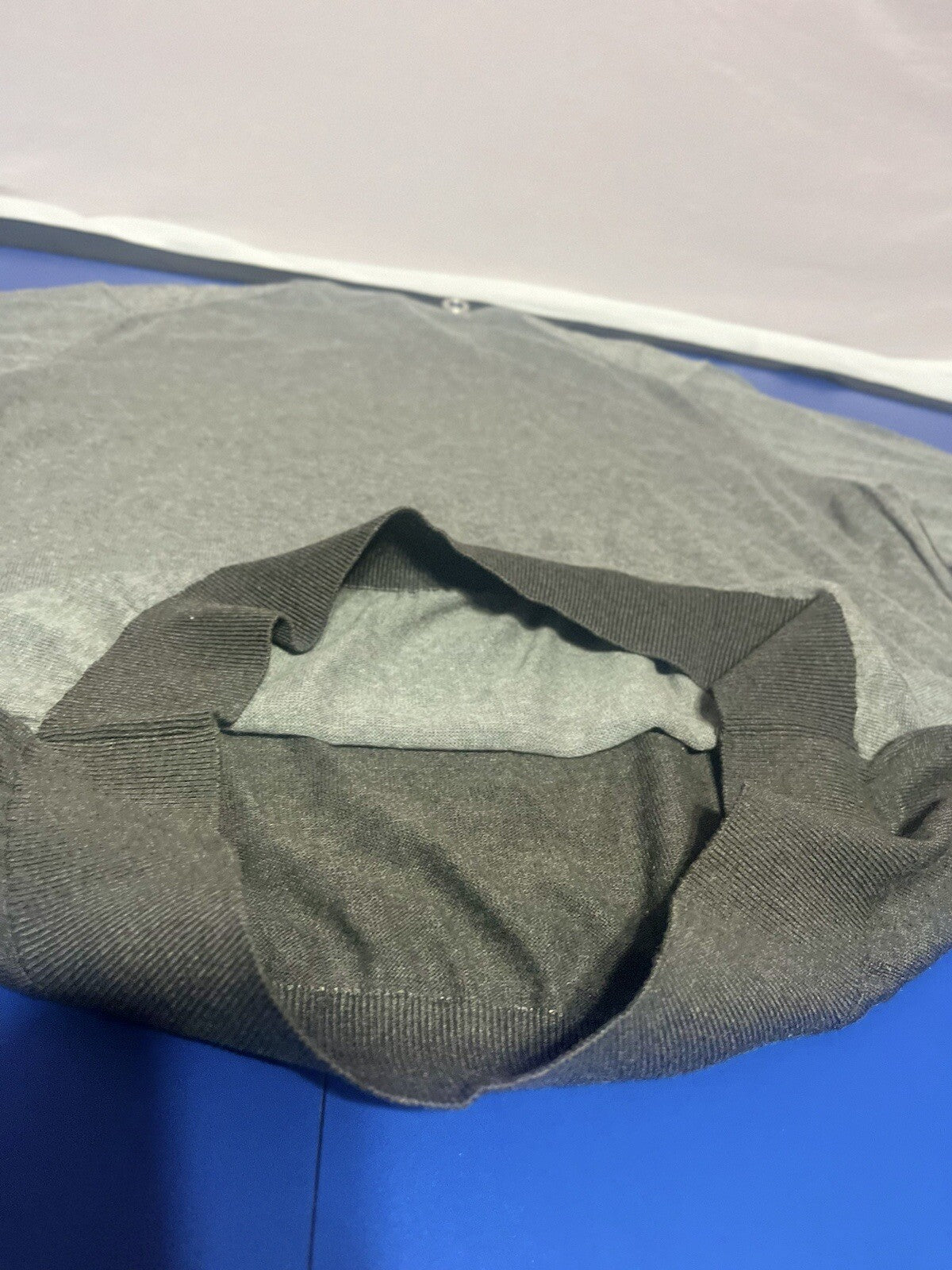 Van Heusen Thin Sweater Shirt, Dark Gray Multicolor Shirt, Men’s Size XL,Was $60