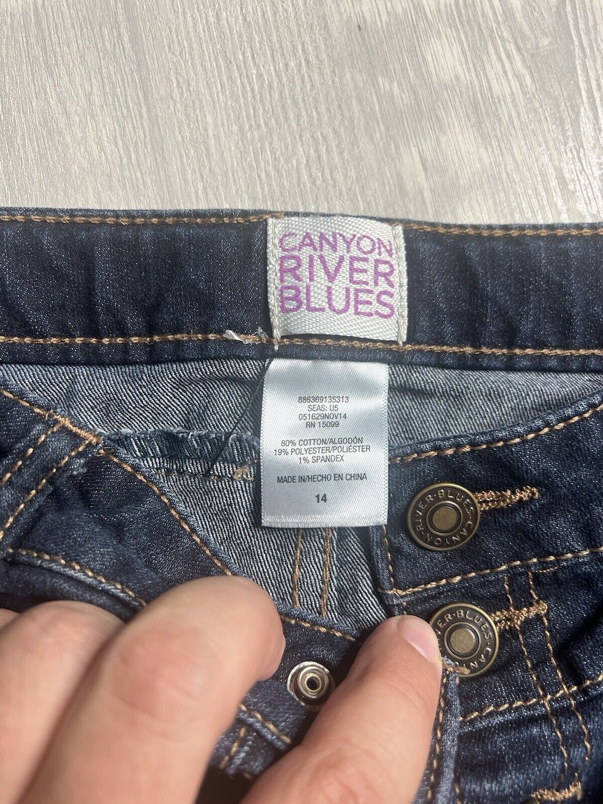Canyon River Blues Cut Off Jean Shorts Women's Size 14 Dark Blue Wash