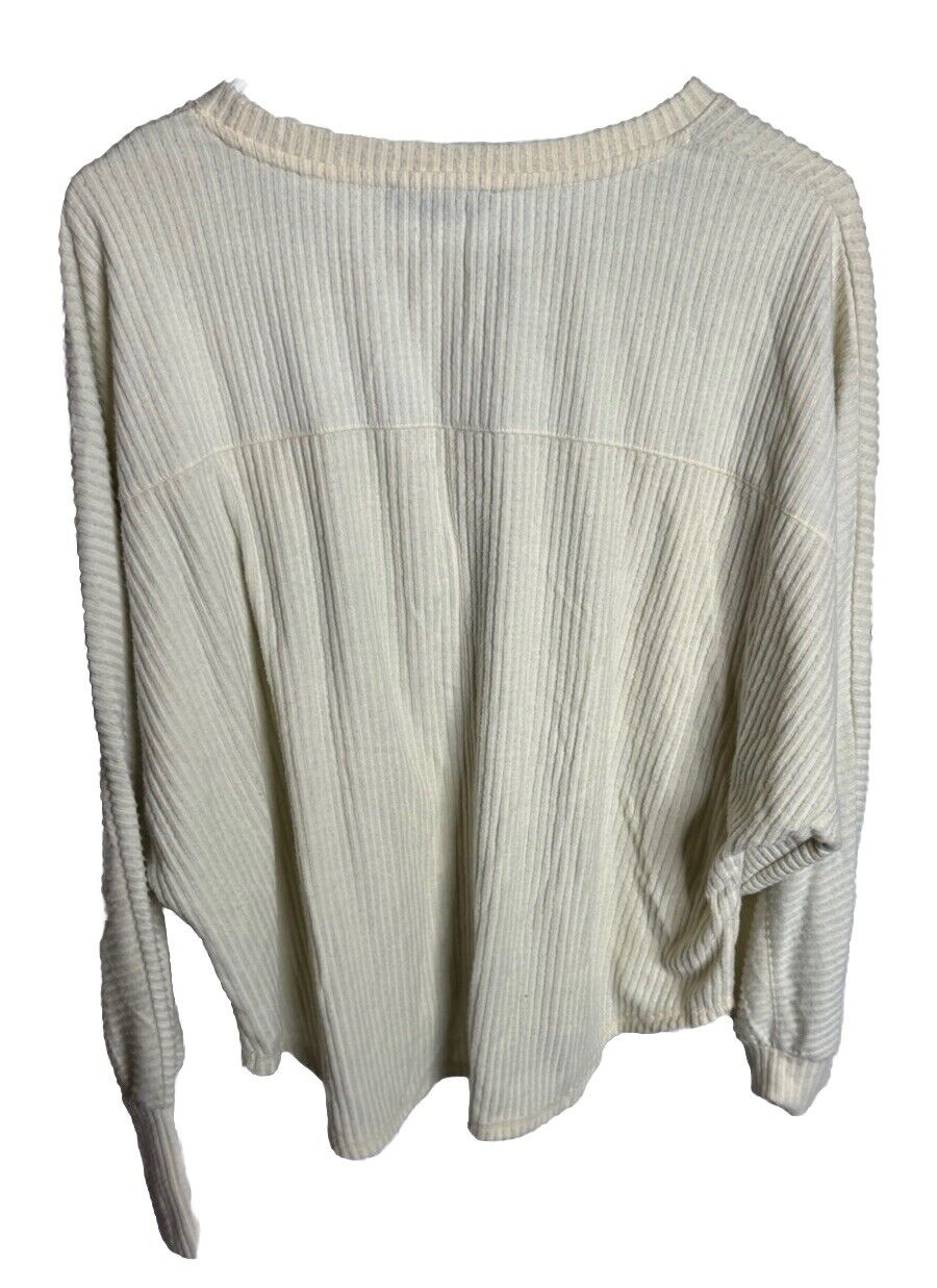 Jane and Delancey, Relaxed Fit Long Sleeve Top, size Small