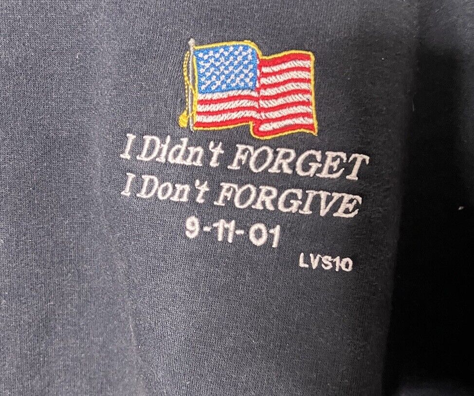 Vintage 2001 We Don't Forget, and We Don't Forgive! 9/11 USA America Sweater L