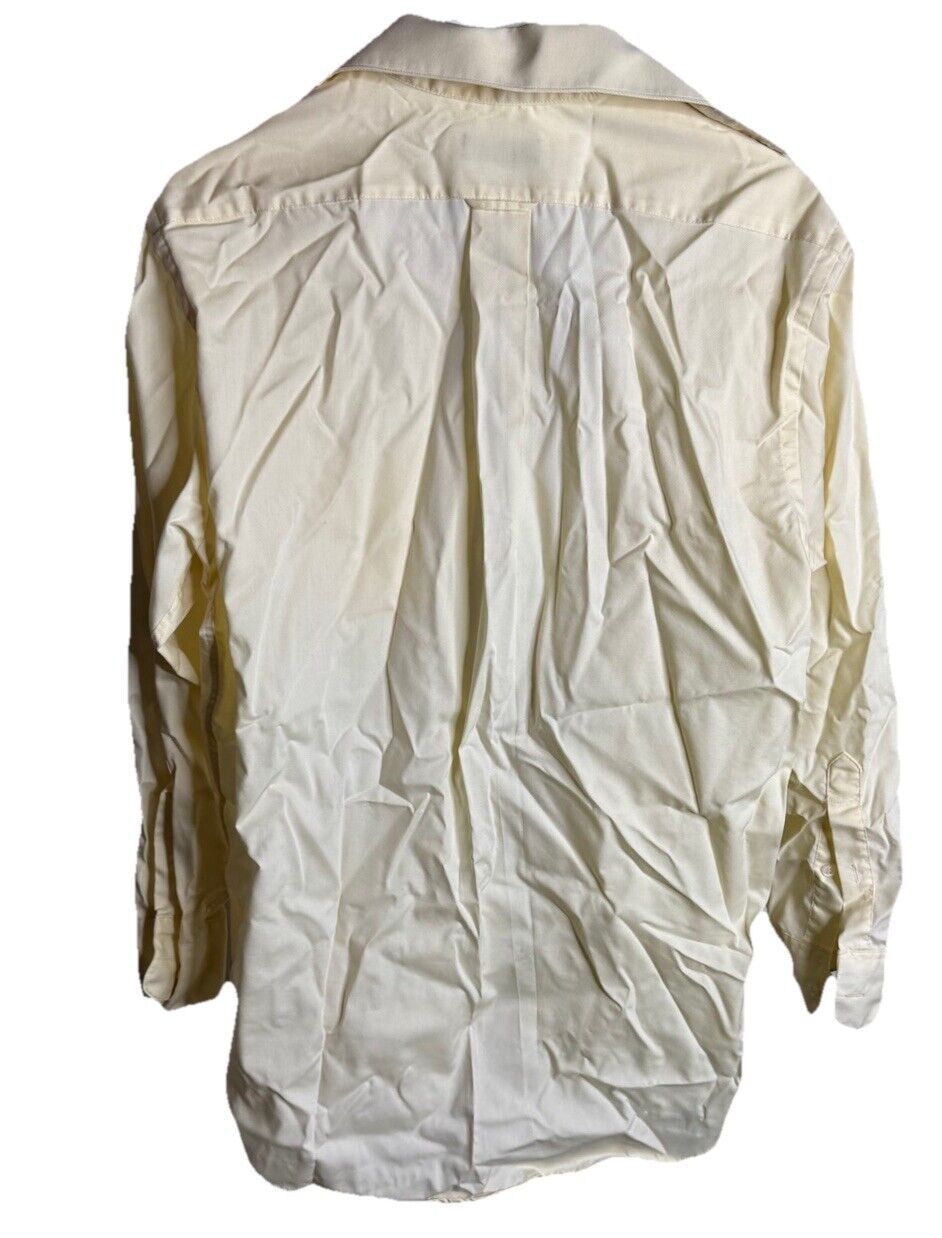 IZOD Shirt Mens 15.5 32/33 Medium Casual Button Down Collar Long Sleeve