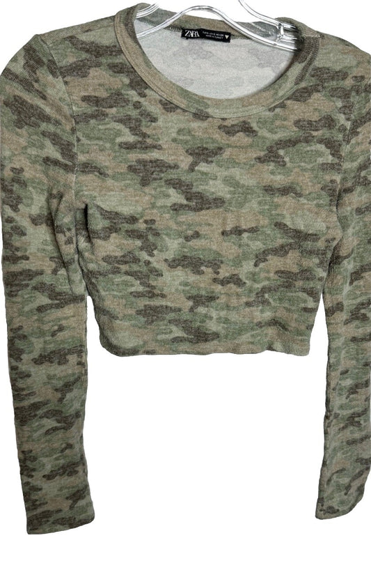 Zara Long Sleeve Camo Print Knit Sweater Size Small Cropped